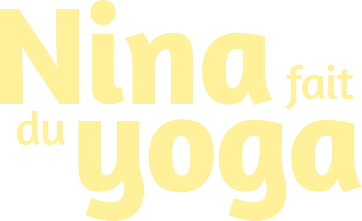 Nina fait du Yoga